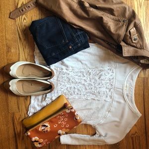 Kimchi Blue Size 7 White/Tan flats